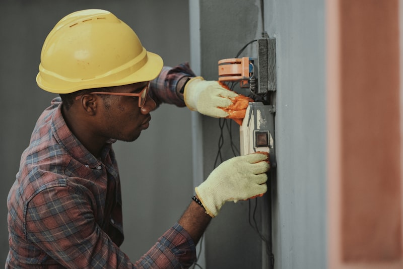 NFPA 70B and NEC 2023: New Labeling Rules Every Data Center Must Follow